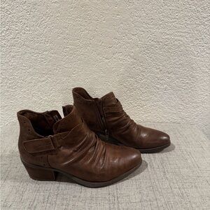 BareTraps “Bianca” Brown Ankle Boots